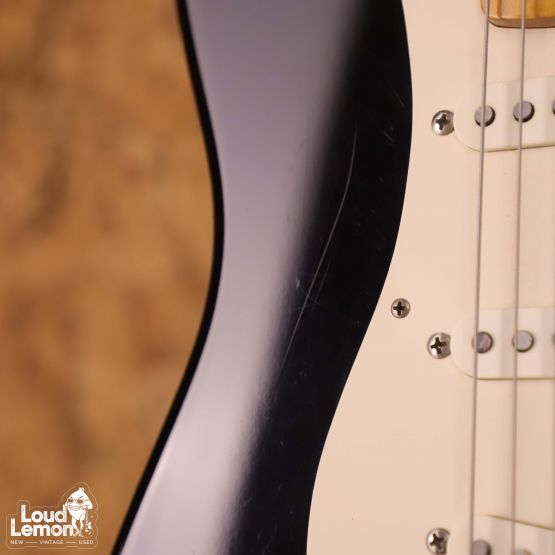 Fender AVRI '57 Stratocaster Black 1993 USA электрогитара