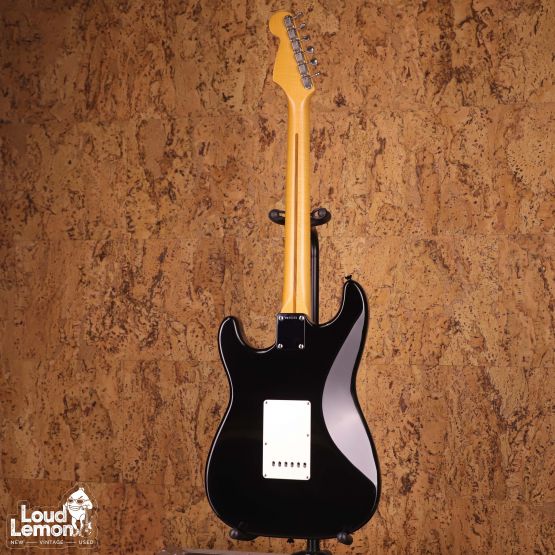 Fender AVRI '57 Stratocaster Black 1994 USA электрогитара