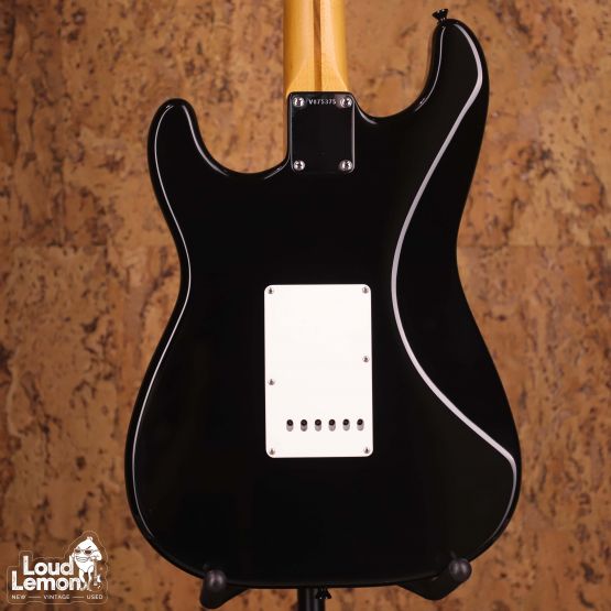 Fender AVRI '57 Stratocaster Black 1994 USA электрогитара
