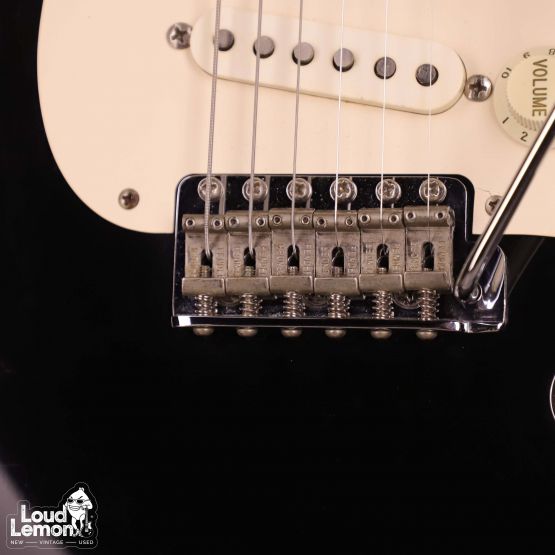 Fender AVRI '57 Stratocaster Black 1993 USA электрогитара