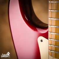 Fender AVRI '57 Stratocaster Candy Apple Red 1998 USA электрогитара