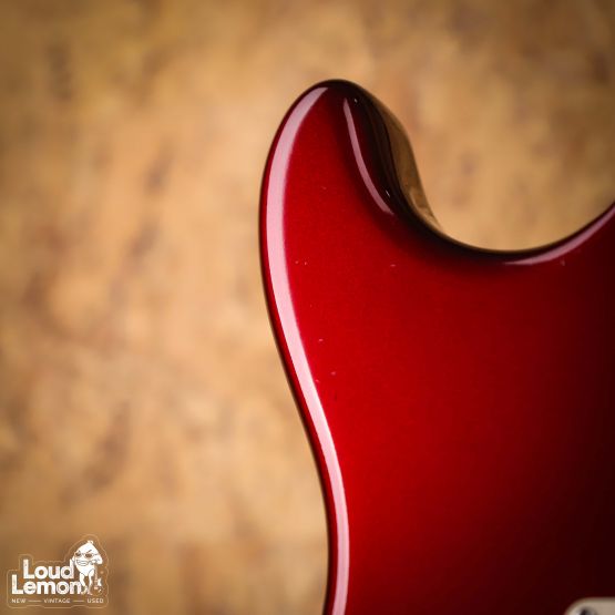 Fender AVRI '57 Stratocaster Candy Apple Red 1998 USA электрогитара