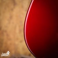 Fender AVRI '57 Stratocaster Candy Apple Red 1998 USA электрогитара