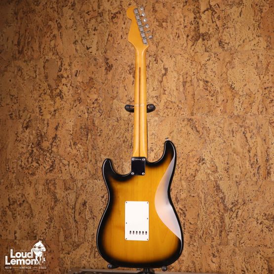 Fender AVRI '57 Stratocaster Two-сolor Sunburst 1997 USA электрогитара