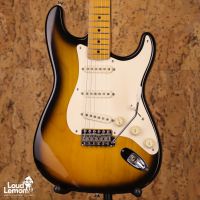 Fender AVRI '57 Stratocaster Two-сolor Sunburst 1997 USA электрогитара