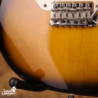 Fender AVRI '57 Stratocaster Two-сolor Sunburst 1997 USA электрогитара