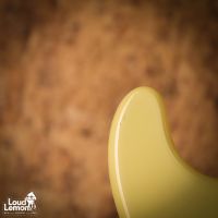 Fender AVRI '57 Stratocaster Vintage White 1997 USA электрогитара