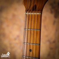 Fender AVRI '57 Stratocaster Vintage White 1997 USA электрогитара