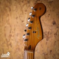 Fender AVRI '57 Stratocaster Vintage White 1997 USA электрогитара
