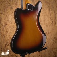 Fender AVRI '62 Jaguar w/ Mastery Bridge 3-Color Sunburst 2005 USA электрогитара
