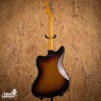 Fender AVRI '62 Jaguar w/ Mastery Bridge 3-Color Sunburst 2005 USA электрогитара