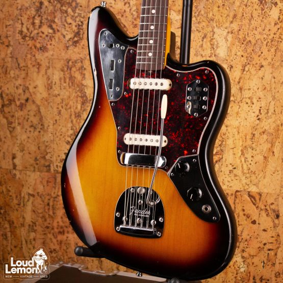 Fender AVRI '62 Jaguar Sunburst 1999 USA электрогитара