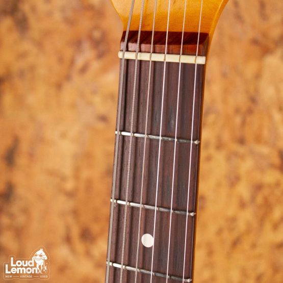 Fender AVRI '62 Jaguar Sunburst 1999 USA электрогитара