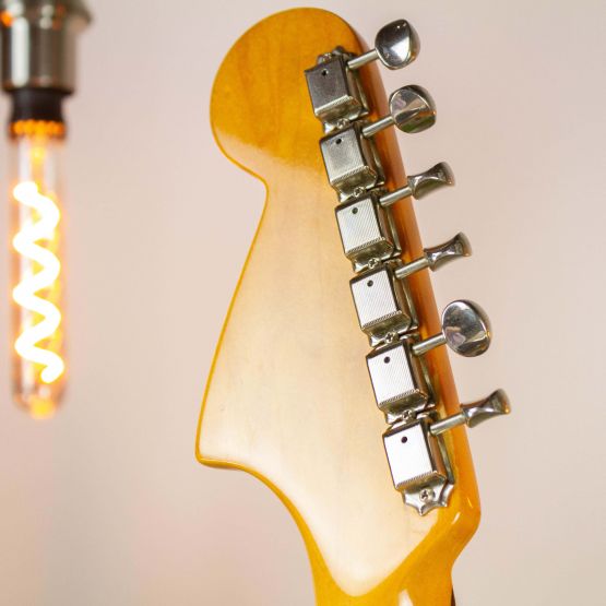 Fender AVRI '62 Jaguar Sunburst 2008 USA w/ Mastery Bridge электрогитара