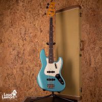 Fender AVRI '62 Jazz Bass Ice Blue Metallic 1998 USA бас-гитара