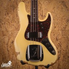 Fender AVRI '62 Jazz Bass Vintage White 1998 USA бас-гитара