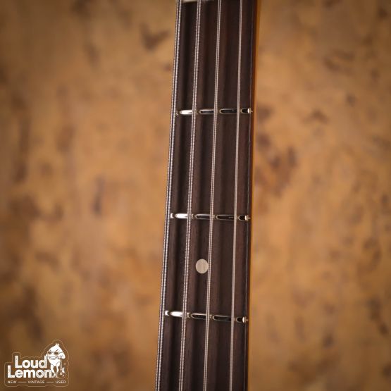 Fender AVRI '62 Jazz Bass Vintage White 1998 USA бас-гитара