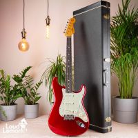 Fender AVRI '62 Stratocaster Candy Apple Red 1999 USA электрогитара