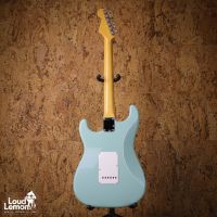Fender AVRI '62 Stratocaster Daphne Blue 2007 USA электрогитара