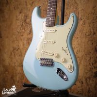 Fender AVRI '62 Stratocaster Daphne Blue 2007 USA электрогитара