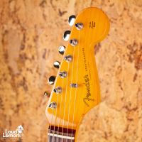 Fender AVRI '62 Stratocaster Fiesta Red 1995 USA электрогитара