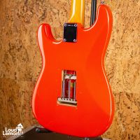 Fender AVRI '62 Stratocaster Fiesta Red 1995 USA электрогитара