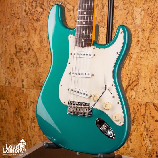 Fender AVRI '62 Stratocaster Ocean Turquoise 1997 USA электрогитара