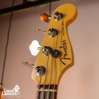 Fender American Deluxe Precision Bass 60th Anniversary Aged Cherry Burst 2005 USA бас-гитара
