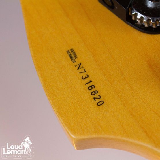 Fender American Deluxe Precision Bass Sunburst 1998 USA бас-гитара