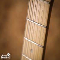 Fender American Deluxe Stratocaster 3-Color Sunburst 2006 USA электрогитара