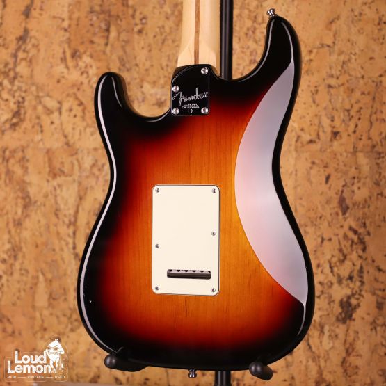 Fender American Deluxe Stratocaster 3-Color Sunburst 2012 USA электрогитара