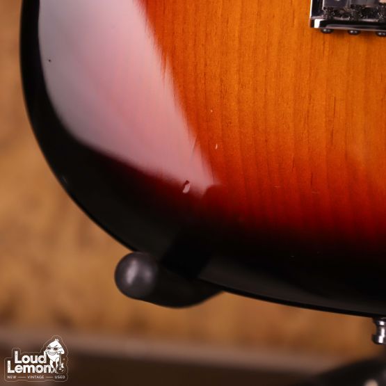 Fender American Deluxe Stratocaster 3-Color Sunburst 2012 USA электрогитара