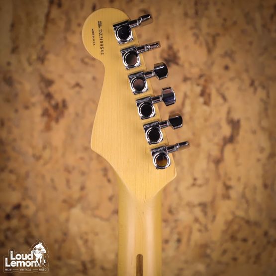 Fender American Deluxe Stratocaster Aged Cherry Burst 2003 USA электрогитара
