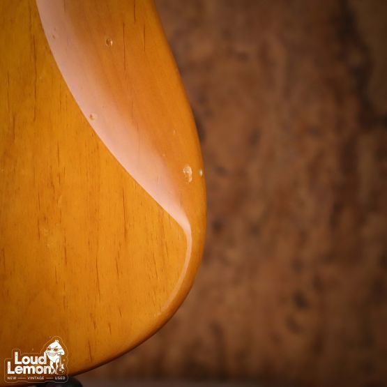 Fender American Deluxe Stratocaster Amber 2011 USA электрогитара