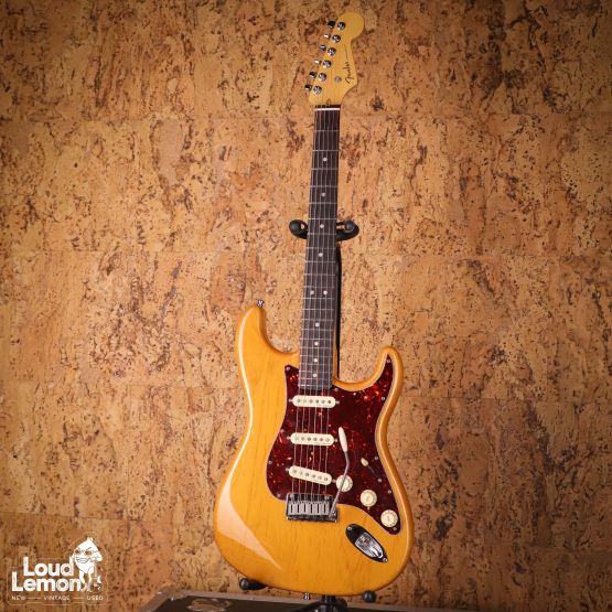 Fender American Deluxe Stratocaster Amber 2011 USA электрогитара