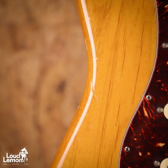 Fender American Deluxe Stratocaster Amber 2011 USA электрогитара