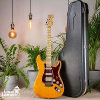 Fender American Deluxe Stratocaster HSS Amber 2008 USA электрогитара