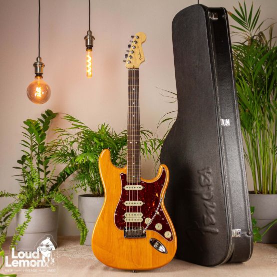 Fender American Deluxe Stratocaster HSS Amber 2009 USA электрогитара