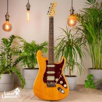 Fender American Deluxe Stratocaster HSS Amber 2009 USA электрогитара