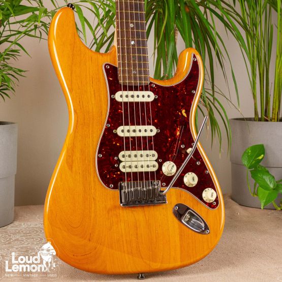Fender American Deluxe Stratocaster HSS Amber 2009 USA электрогитара
