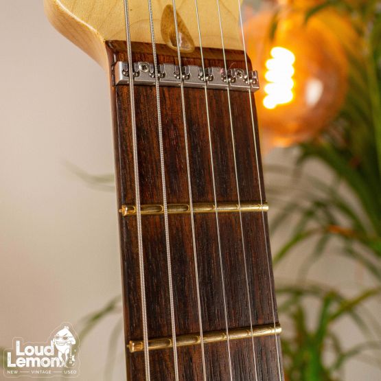 Fender American Deluxe Stratocaster HSS Amber 2009 USA электрогитара