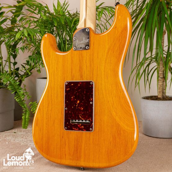Fender American Deluxe Stratocaster HSS Amber 2009 USA электрогитара