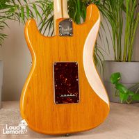 Fender American Deluxe Stratocaster HSS Amber 2009 USA электрогитара