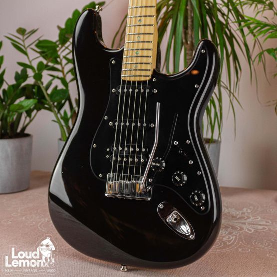 Fender American Deluxe Stratocaster Montego Black 2005 USA электрогитара