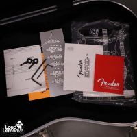 Fender American Deluxe Stratocaster Olympic White 2003 USA w/ Lacquer Refinish электрогитара