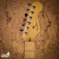 Fender American Deluxe Stratocaster Olympic White 2003 USA w/ Lacquer Refinish электрогитара