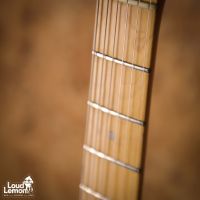 Fender American Deluxe Stratocaster Olympic White 2003 USA w/ Lacquer Refinish электрогитара