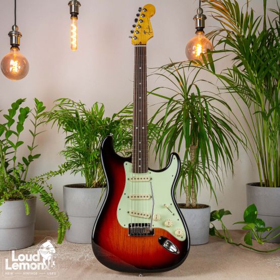 Fender American Deluxe Stratocaster Sunburst 2013 USA электрогитара
