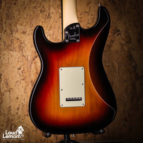 Fender American Elite Stratocaster 3-Color Sunburst 2019 USA электрогитара