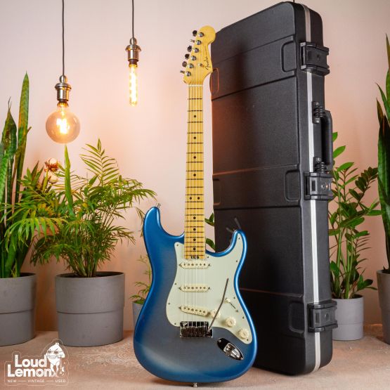 Fender American Elite Stratocaster Sky Burst Metallic 2016 USA электрогитара